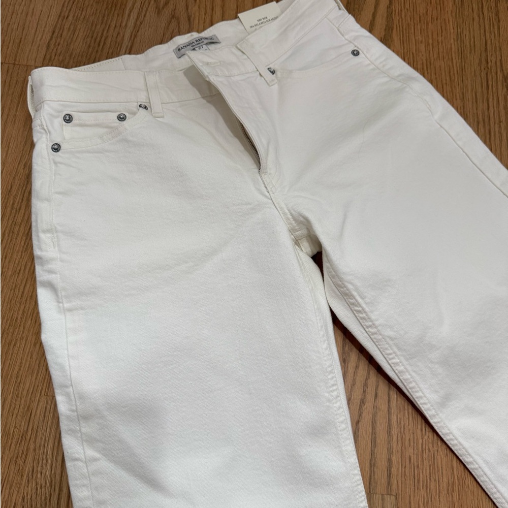 Banana Republic White Relaxed Fit Jeans